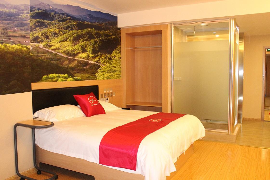 Thank Inn Plus Hotel Sichuan Neijiang Hongxing Red Star Macalline Exterior foto
